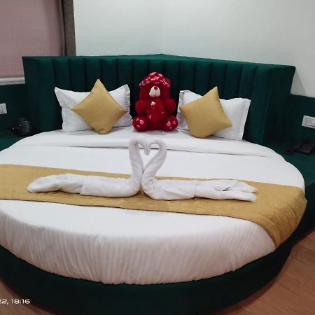 Ānand Collection O Hotel Green Park מראה חיצוני תמונה