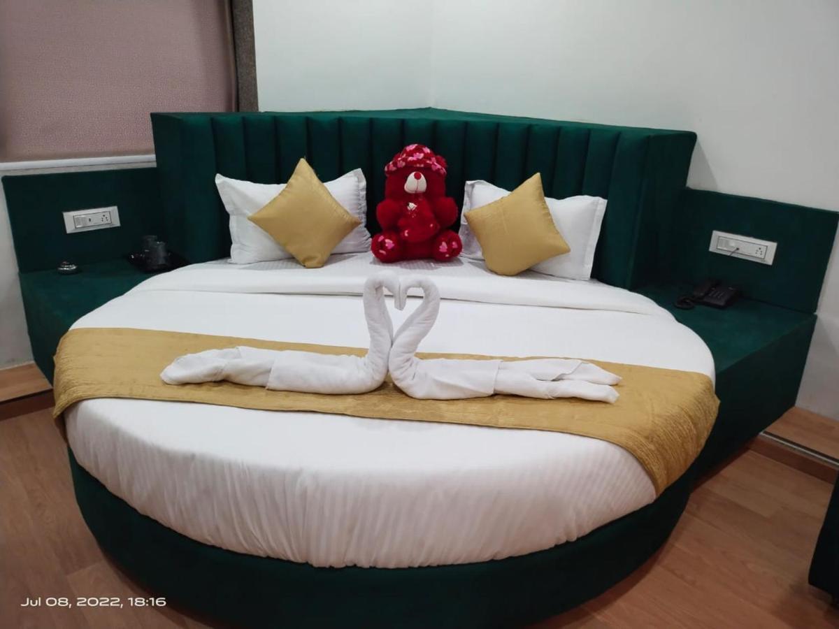 Ānand Collection O Hotel Green Park מראה חיצוני תמונה