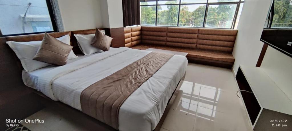 Ānand Collection O Hotel Green Park מראה חיצוני תמונה