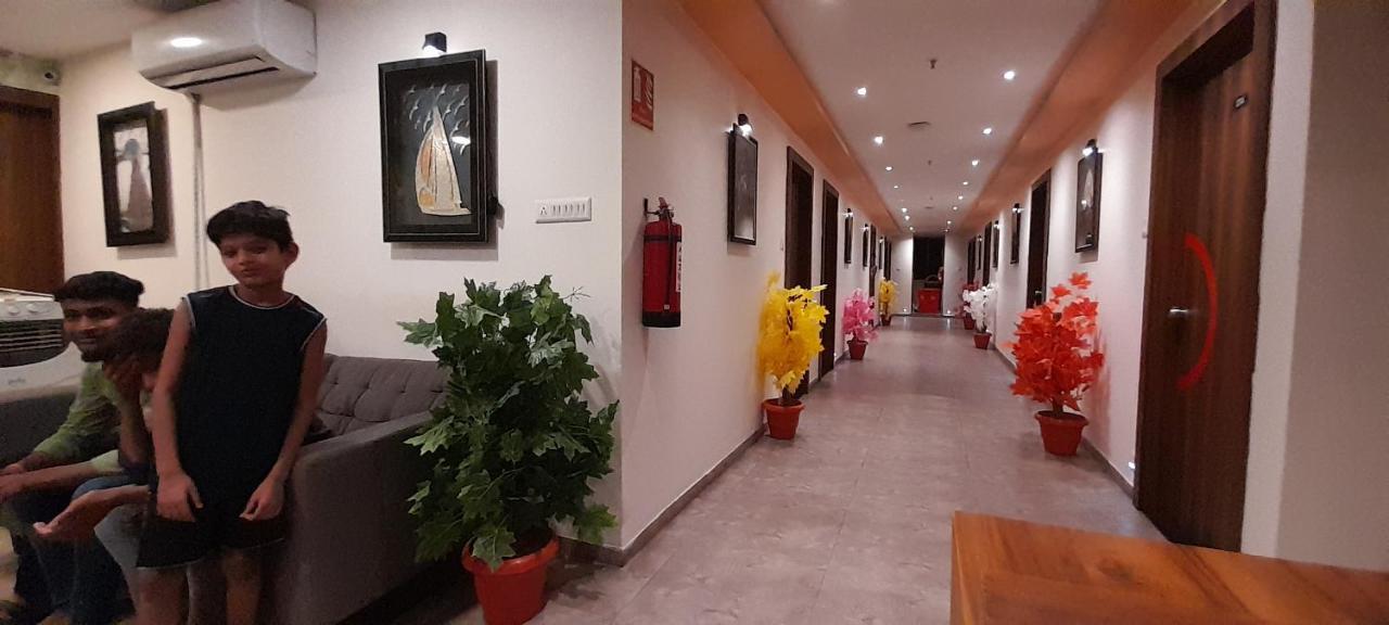Ānand Collection O Hotel Green Park מראה חיצוני תמונה